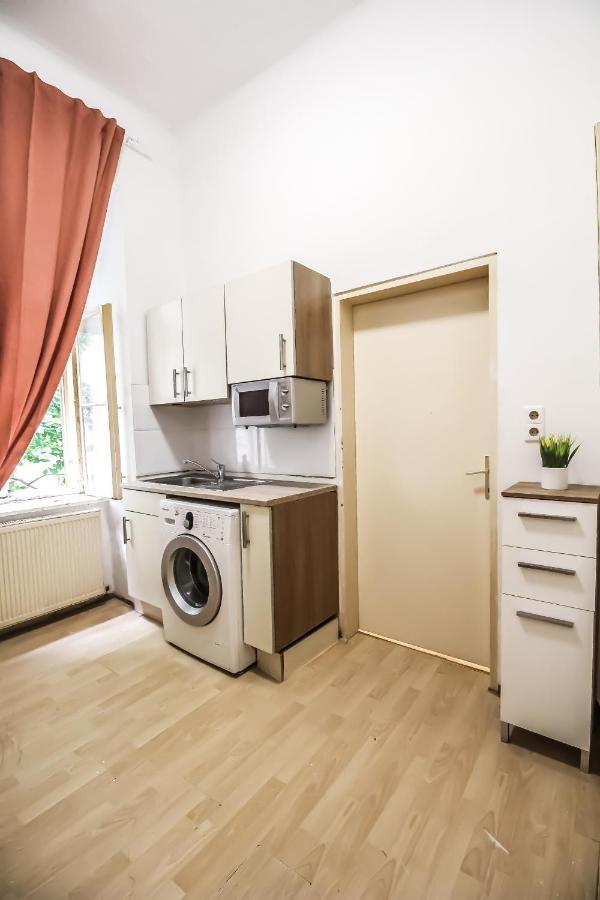 Family Apartment 5P Kl Виена Екстериор снимка